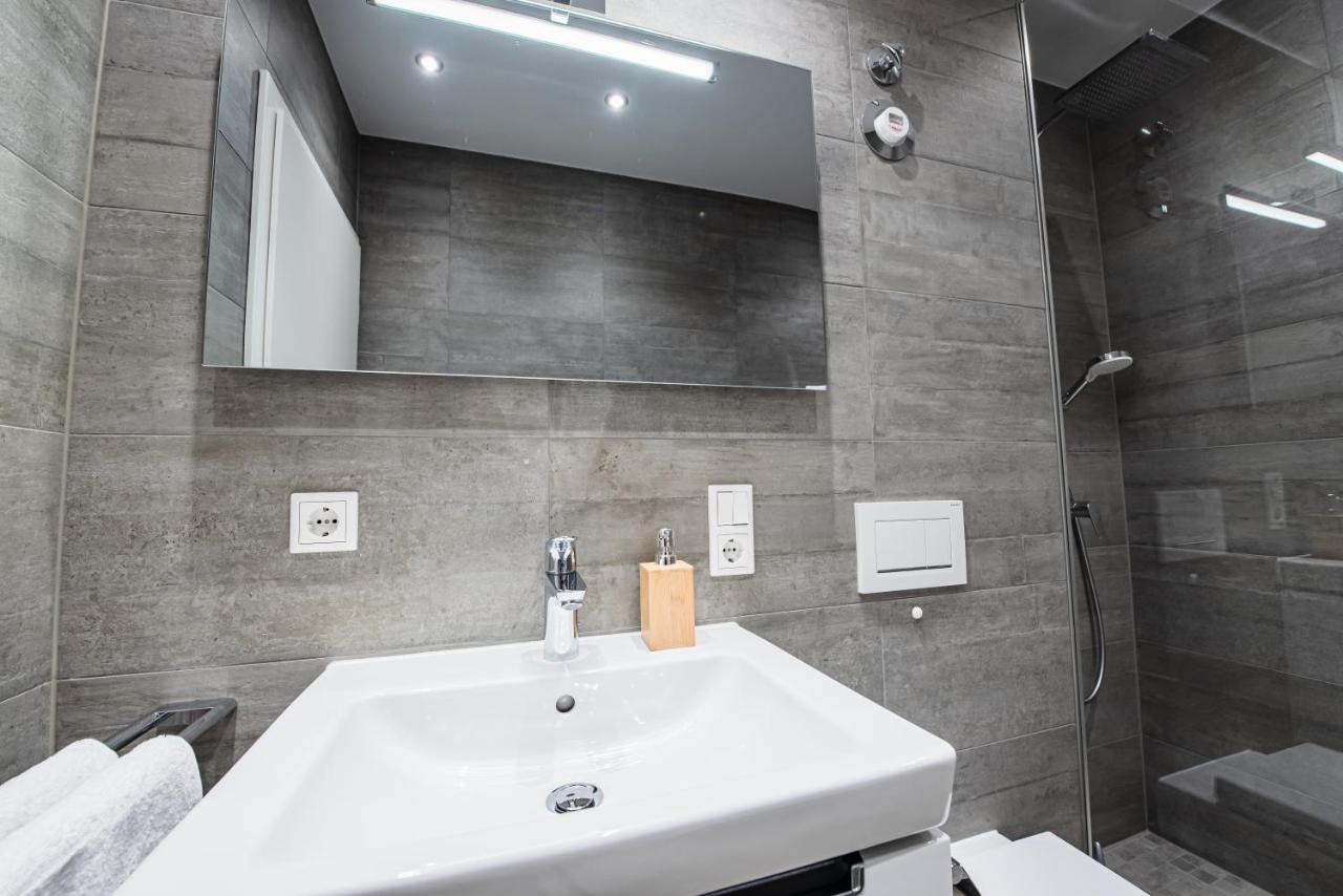 Industrie Stil Apartment Unweit Vom See Losheim Exterior foto